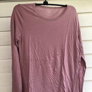💥2 for $15💥Gap Feather Tee Peach Pink Longsleeve